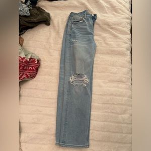 American Eagle Mom Jean